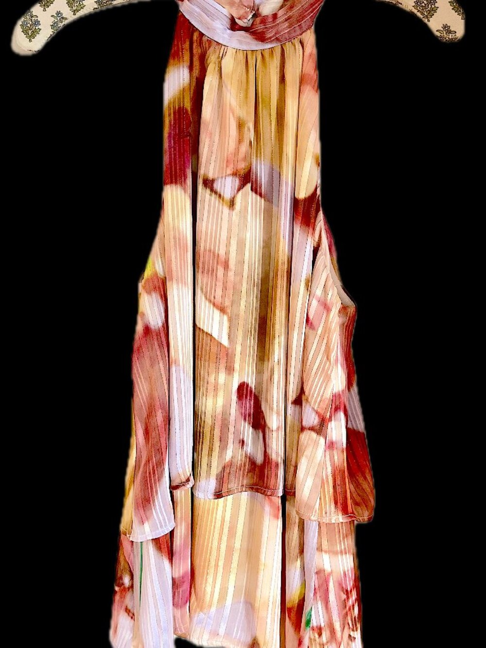 Nine Britton Halter Top, Floral Satin Metallic Pleated Blouse, L -NBW!